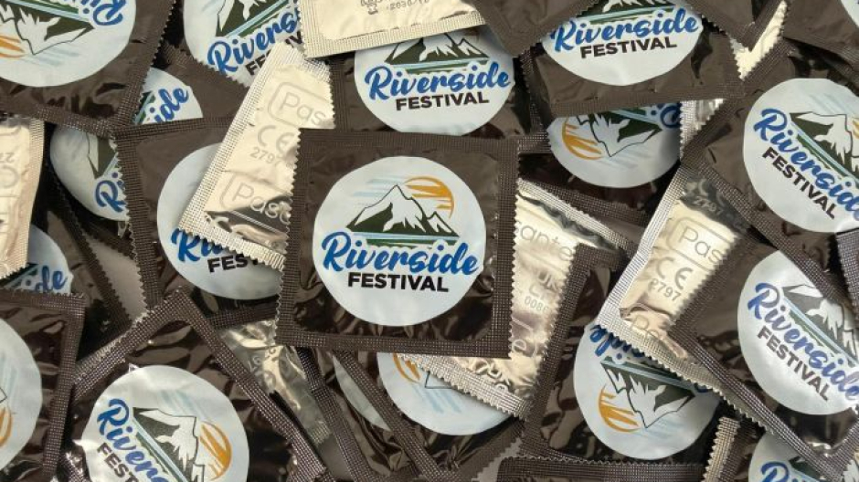 Mille preservativi targati “Riverside Festival”  a Quarona